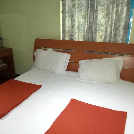 Grand International Hotell Erode Exteriör bild