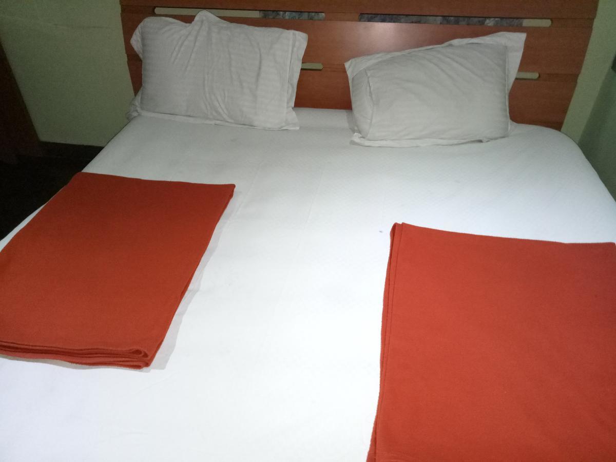 Grand International Hotell Erode Exteriör bild