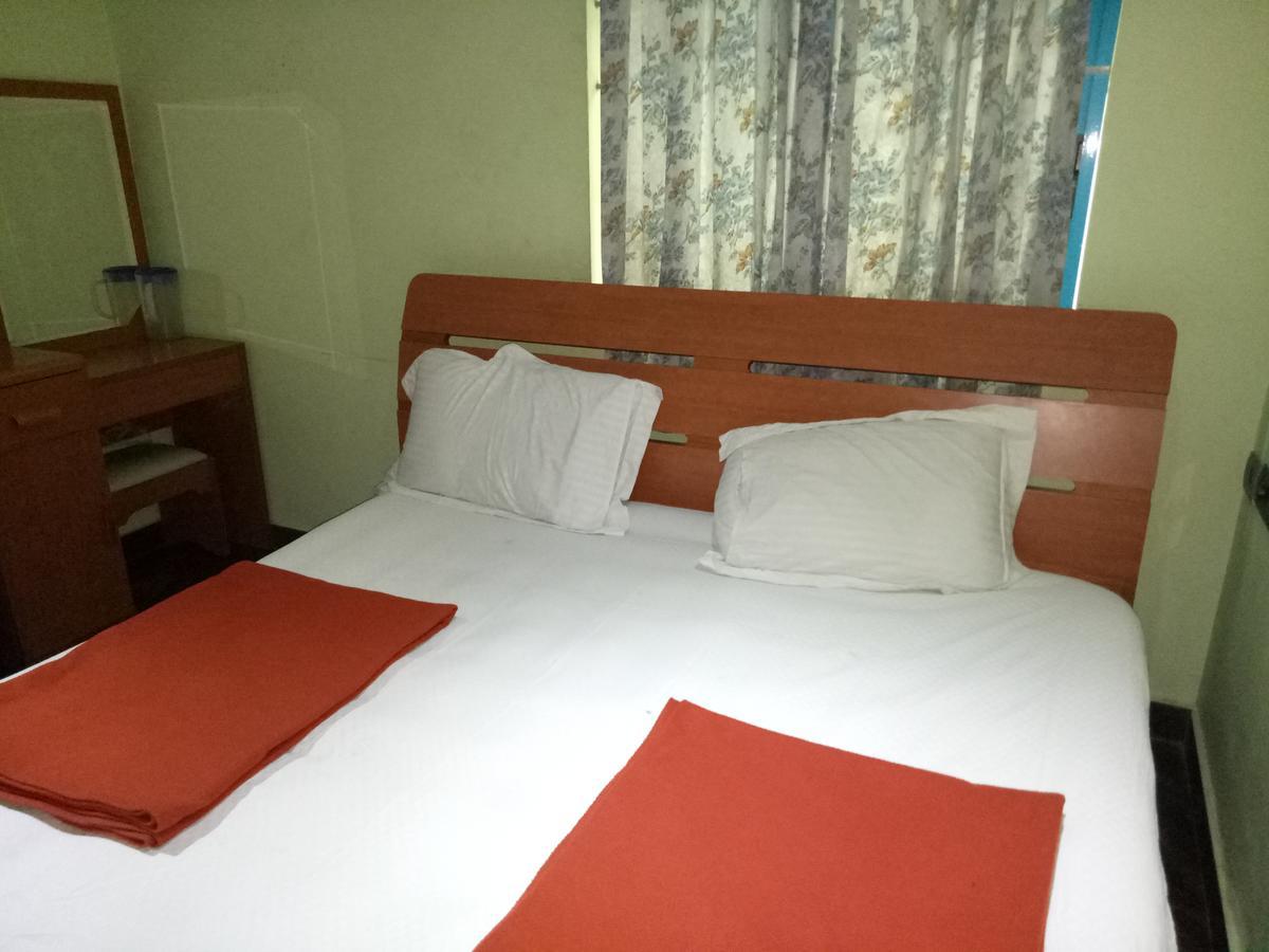 Grand International Hotell Erode Exteriör bild